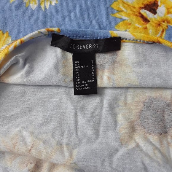 FLASH SALE 10/$20 Sunflower Halter top sz small - Picture 4 of 4